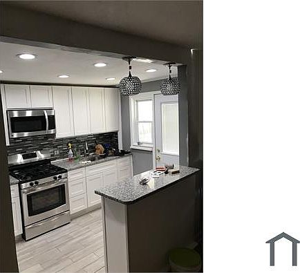 2nd image of 901 Southridge Rd