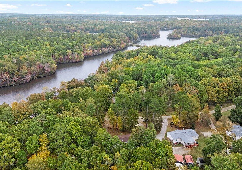 1st image of 167 Spring Branch Dr