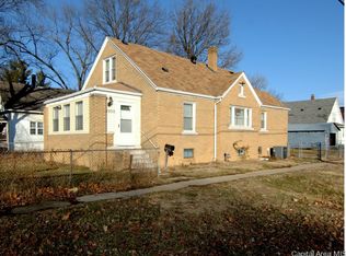 1200 N 14th St, Springfield, IL 62702