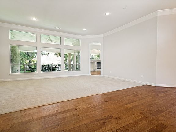 3rd image of 11305 Brandon Dr