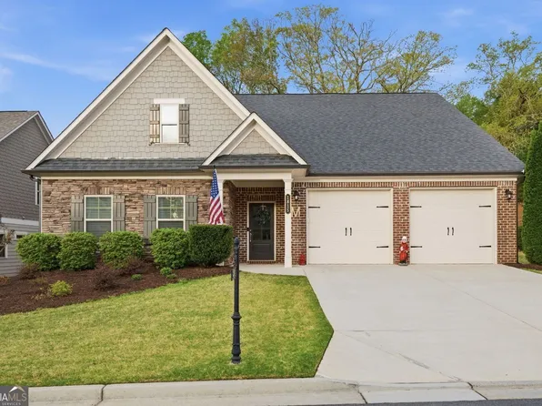1815 Nestledown Dr, Cumming, GA 30040