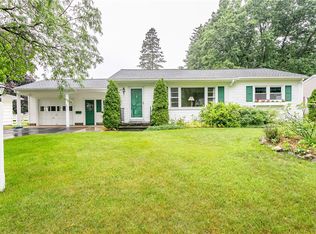 94 Dewey Ave, Fairport, NY 14450