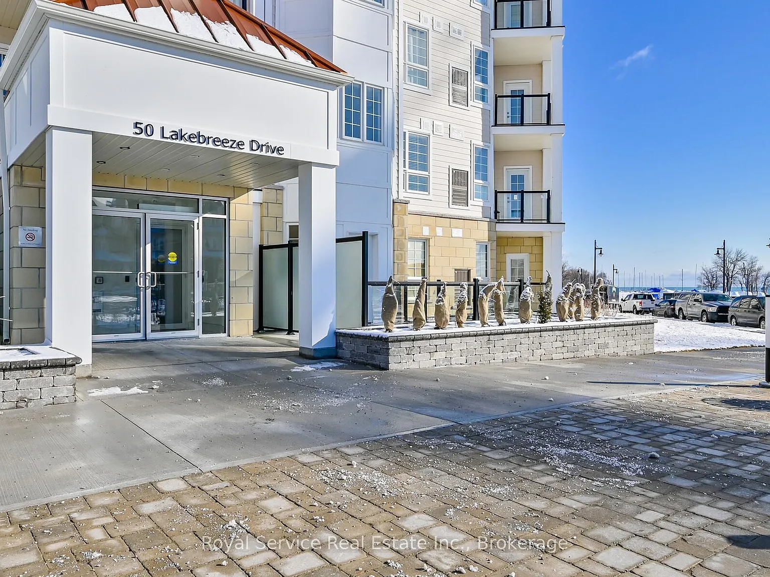 2 bed, $2,450 — Photo 2