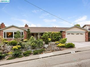 241 Inverness Ct, Oakland, CA 94605