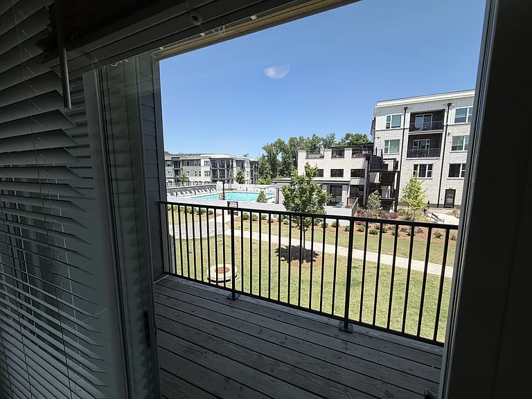 The Wren Apartments — Photo 178