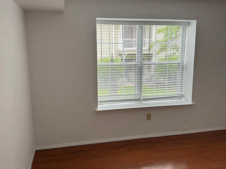 311 Society Pl — Photo 27