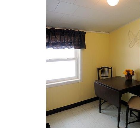 4th image of 254 Mills St