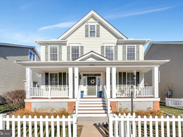 25214 Ulysses St, Chantilly, VA 20152
