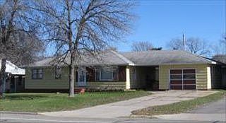 1st image of 16 13th Ave N