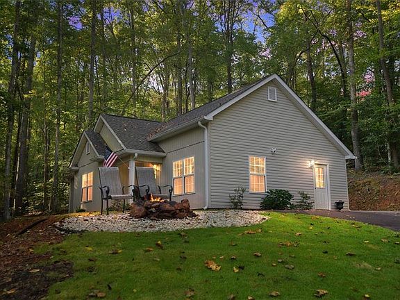 2nd image of 81 Anderson Dr