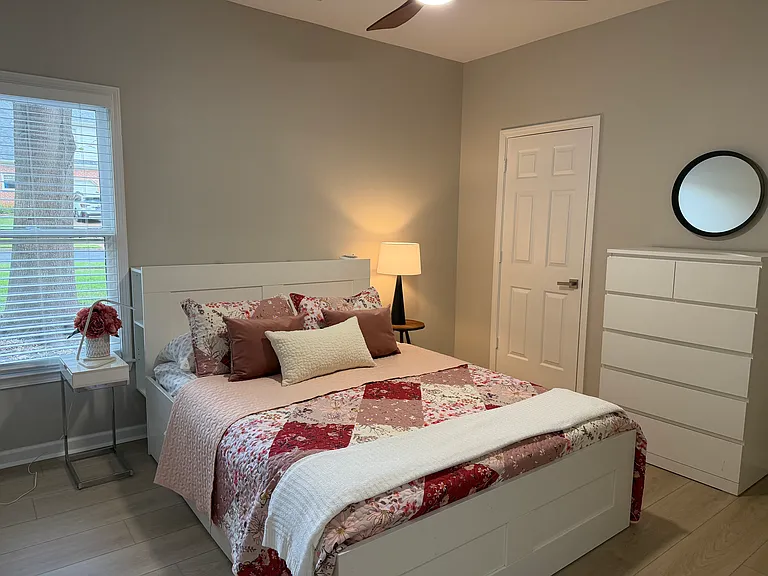 4741 Onita Dr — Photo 17