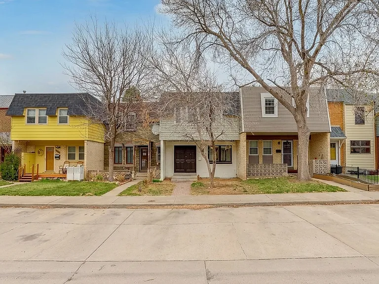 11646 Lincoln St — Photo 62