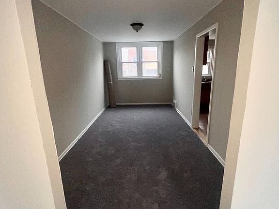 3rd image of 920 Butler St