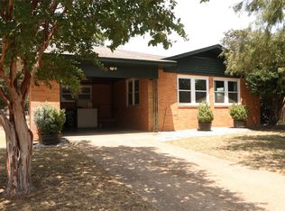 2705 Sunset St, Denison, TX 75020