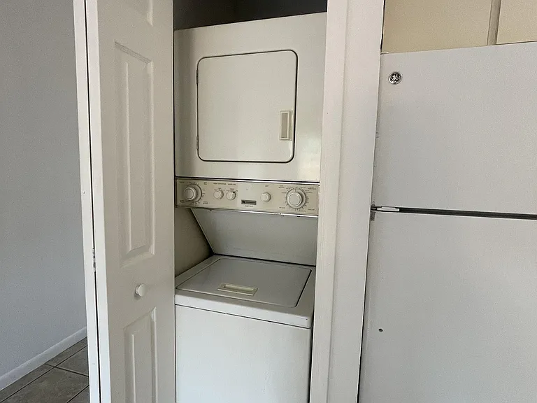 1832 My Pl #J39 — Photo 10