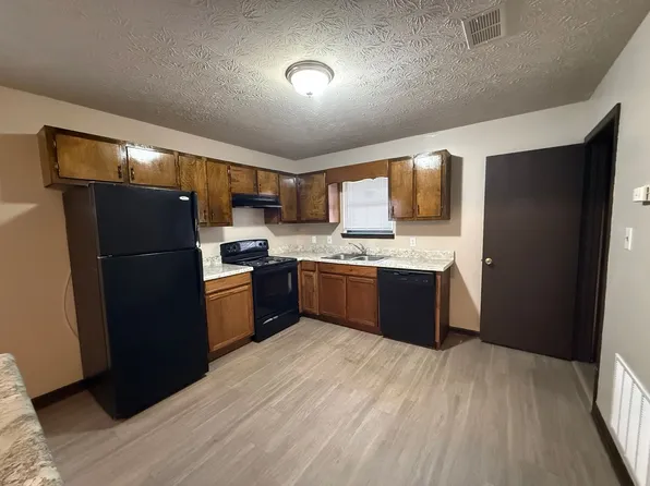 210/212 Nicole Cir, 212 Nicole Cir, Athens, GA 30606