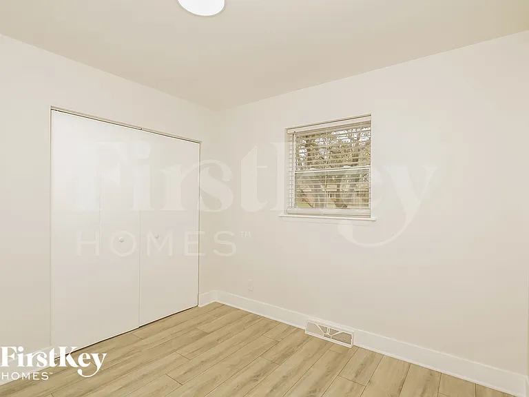 2408 Gemway Dr — Photo 11
