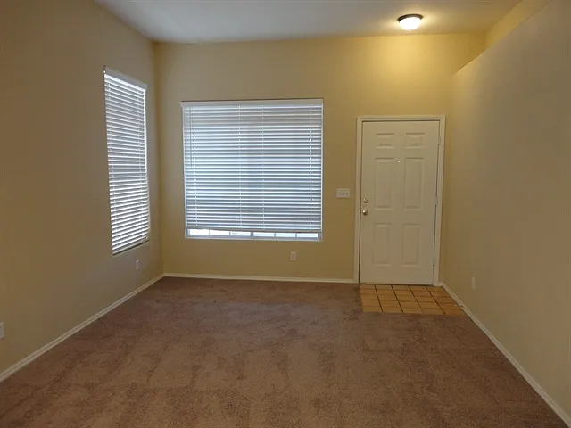 222 Mariposa Way — Photo 7