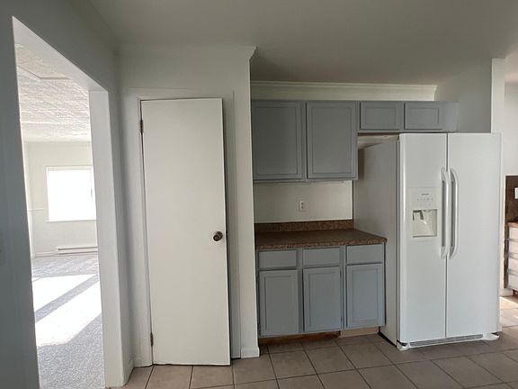 2nd image of 1360 N Elmwood Dr
