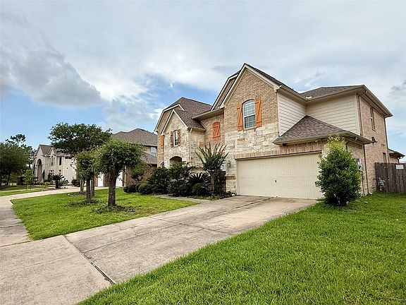 3rd image of 12503 Pepper Creek Ln