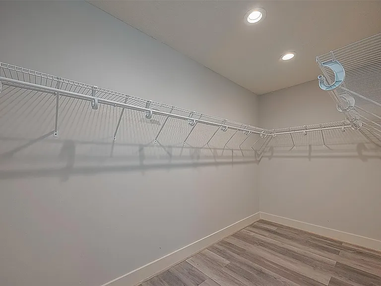 4417 Knoxville St — Photo 9