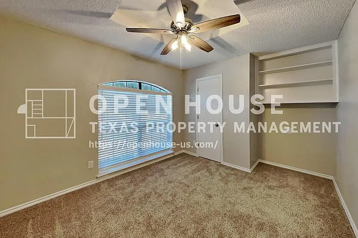 1228 Windy Meadows Dr — Photo 15