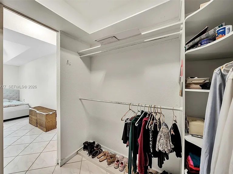 8908 NW 40th St — Photo 29