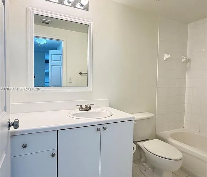 50 Menores Ave #807 — Photo 16