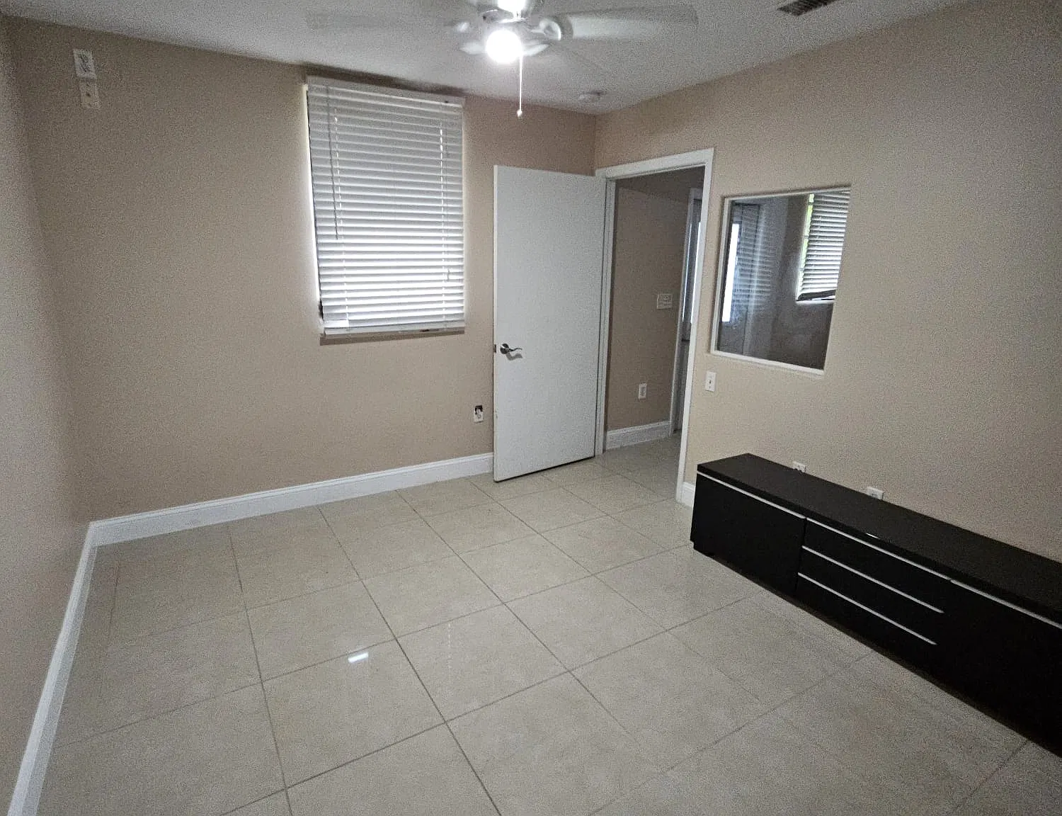 SW 266th St, Homestead — Photo 4