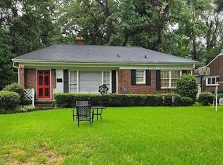 2414 Arnold Dr, Charlotte, NC 28205