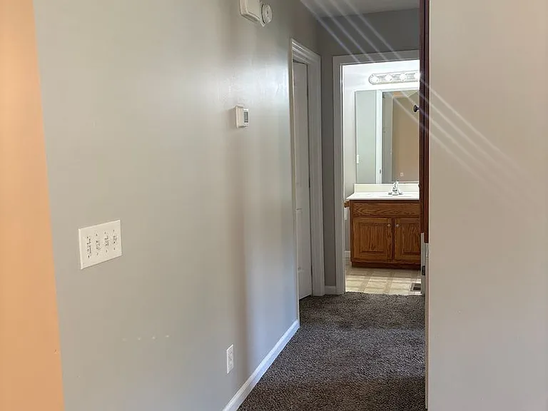 479 Indian Springs Cir — Photo 15