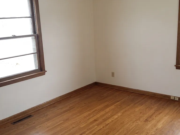 2907 S Fern St — Photo 7