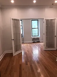 Rented by R New York