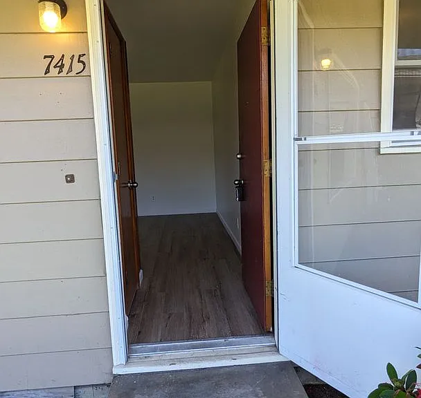 Bel Air Apartments — Photo 33