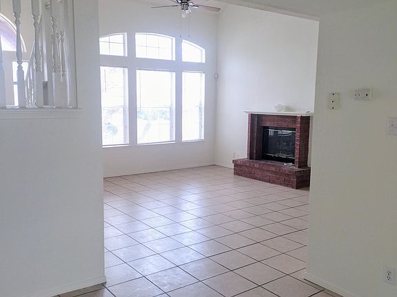 4th image of 4620 Loma Linda Cir