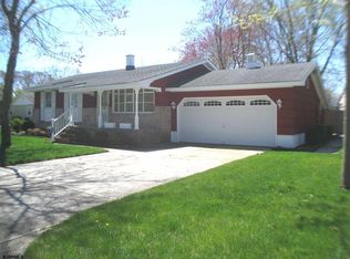 202 Saint James Pl, Northfield, NJ 08225