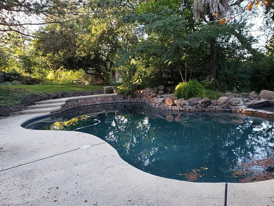 1st image of 8109 Rockfield Ct