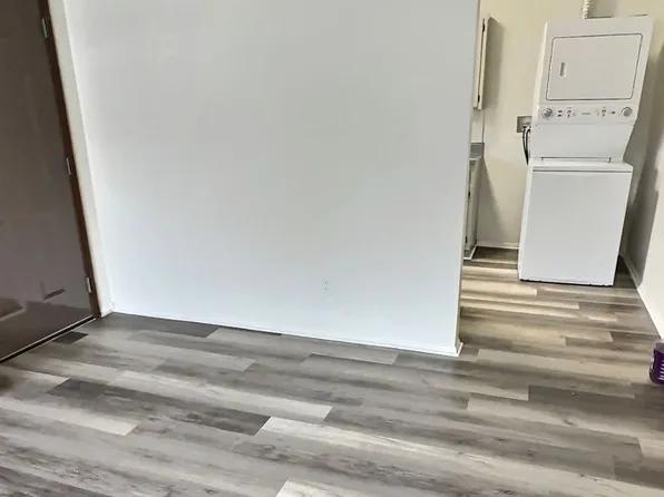 822 Fremont St APT 3, Manhattan, KS 66502