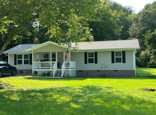 181 Spring St, Spring City, TN 37381