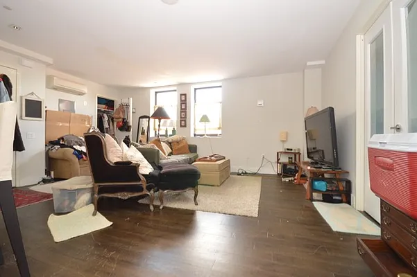 Rented by Simply Brooklyn Realty Inc | media 96