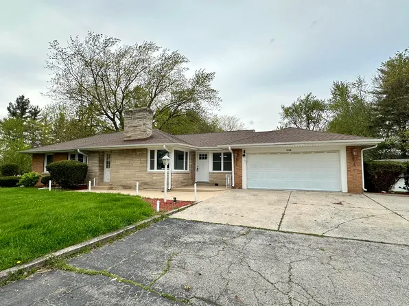 1710 Minnesota St, Hobart, IN 46342