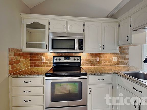 5th image of 12417 S Albervan St