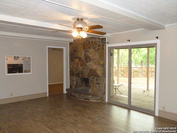 5th image of 126 PERSIA DR
