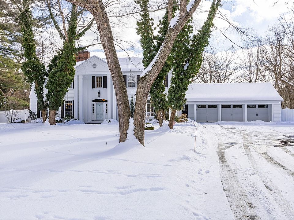 1st image of 28 Mitchell Rd