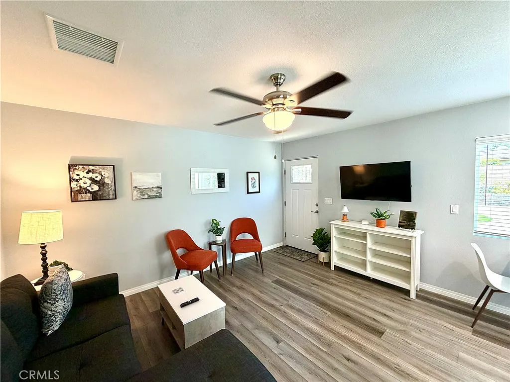 1 bed, 506 sqft, $2,200 — Photo 4