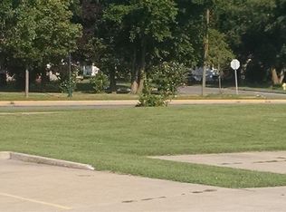 2030 Benham Ave, Elkhart, IN 46516