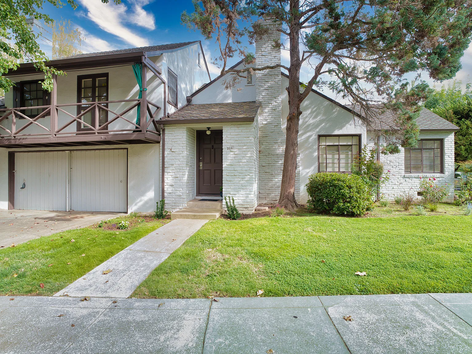2 bed, 1.5 bath, 1110 sqft, $3,100 — Photo 1