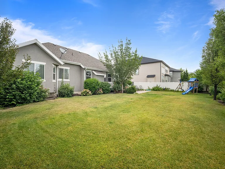 707 W Ridgeline Dr — Photo 20