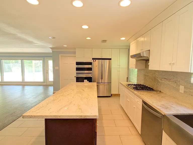 139 Haversham Dr — Photo 8