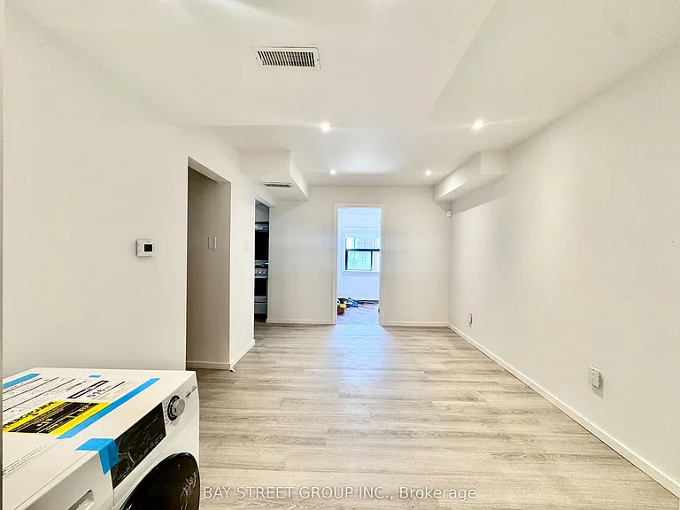 373 Eglinton Ave W #2 — Photo 9